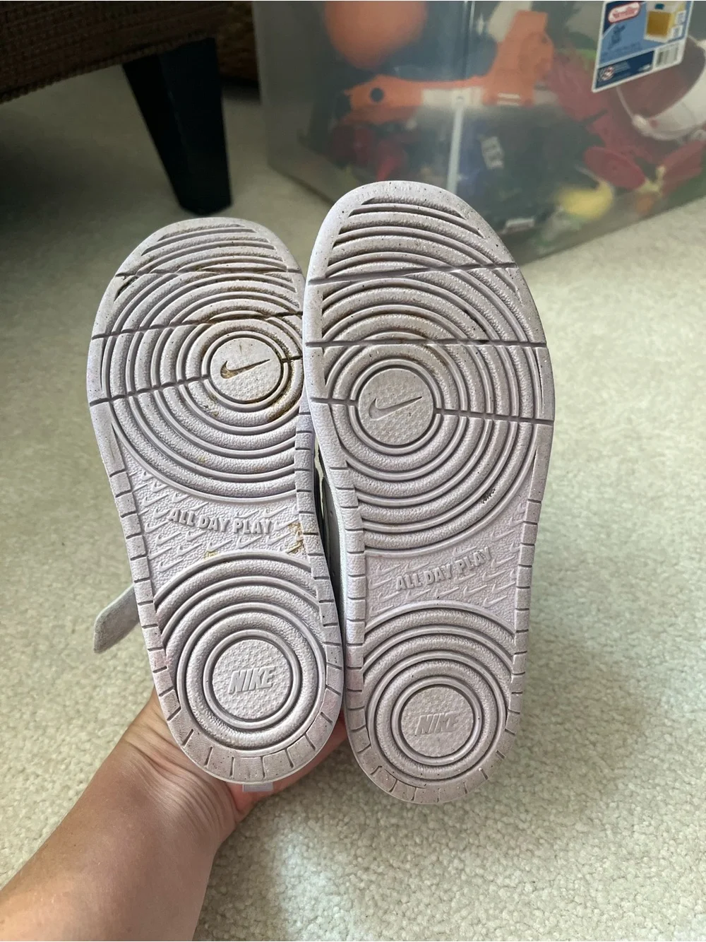 Nike good lightly